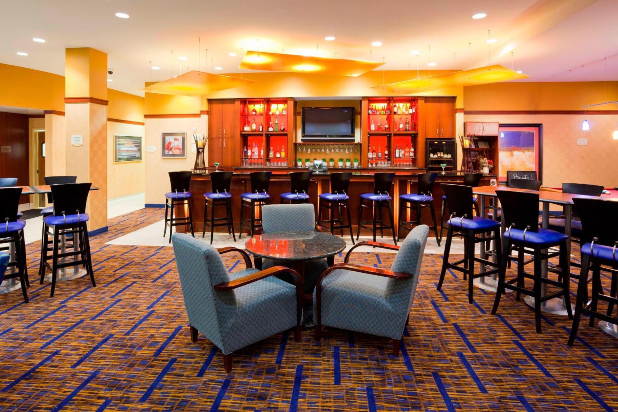 Courtyard Minneapolis Maple Grove Arbor Lakes Екстериор снимка
